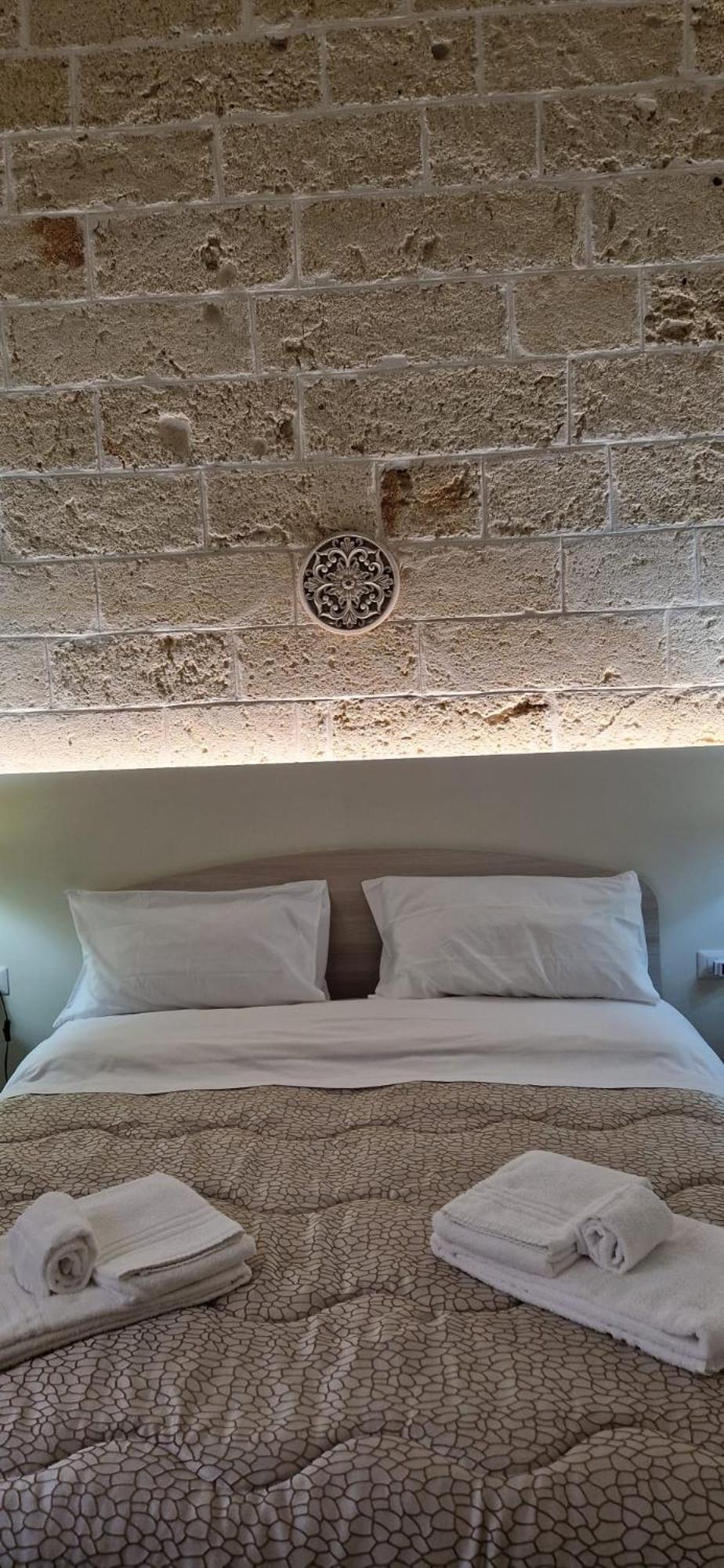 Xenia Boutique Apartment Trepuzzi エクステリア 写真